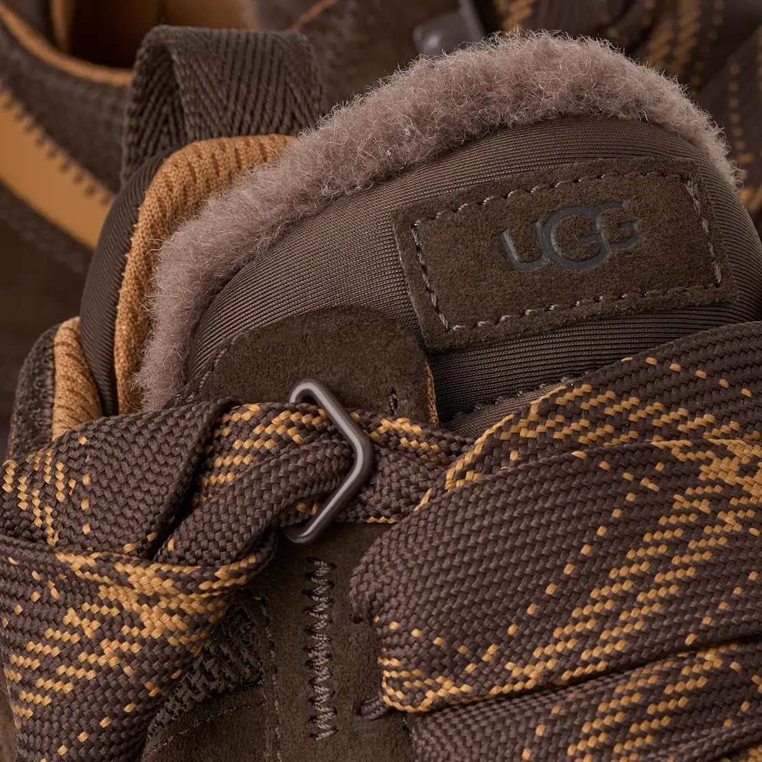 Ugg lowmel sneakers