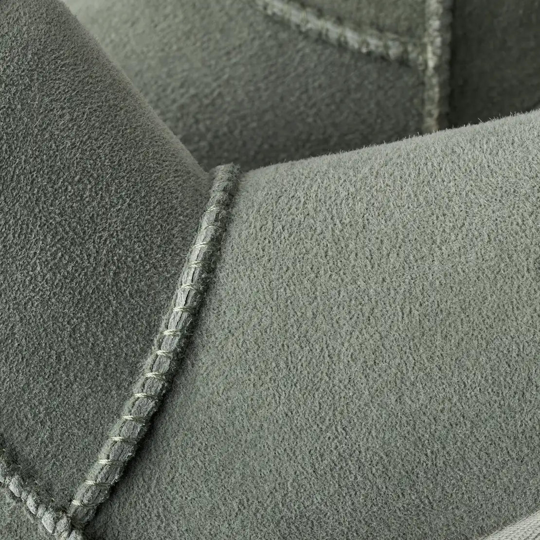 Ugg classic mini 2 boot